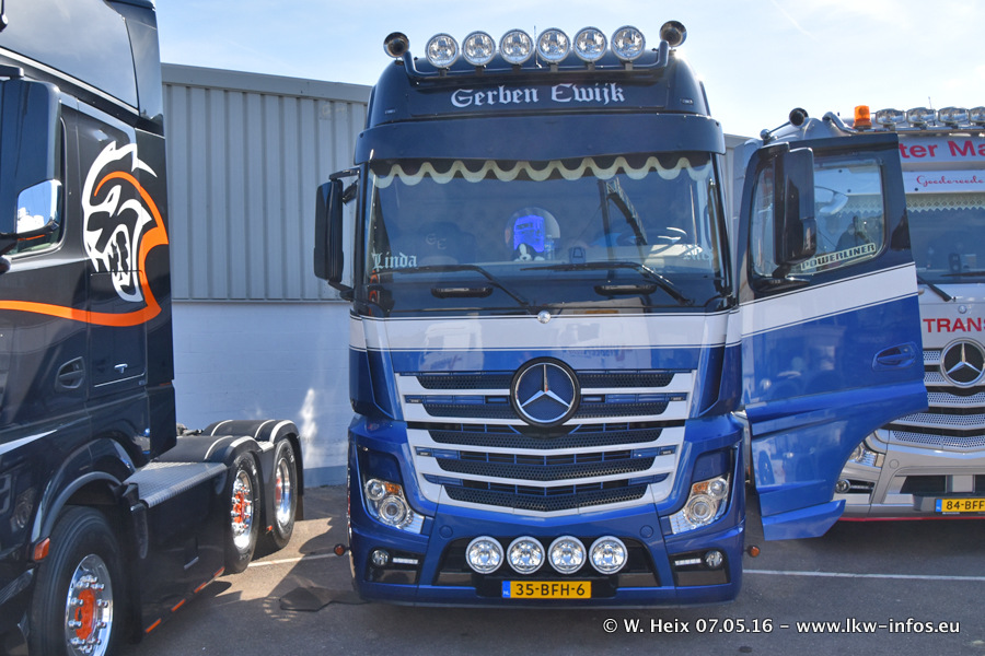 Truckshow-Flakkee-Stellendam-20160507-00304.jpg