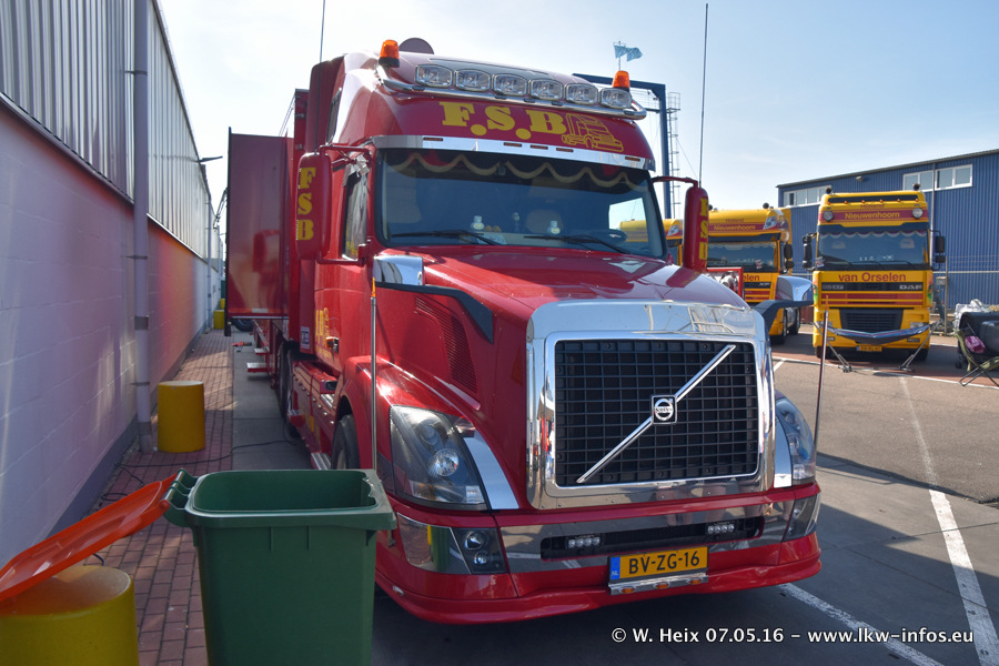 Truckshow-Flakkee-Stellendam-20160507-00331.jpg
