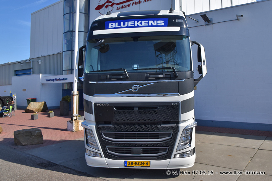 Truckshow-Flakkee-Stellendam-20160507-00368.jpg
