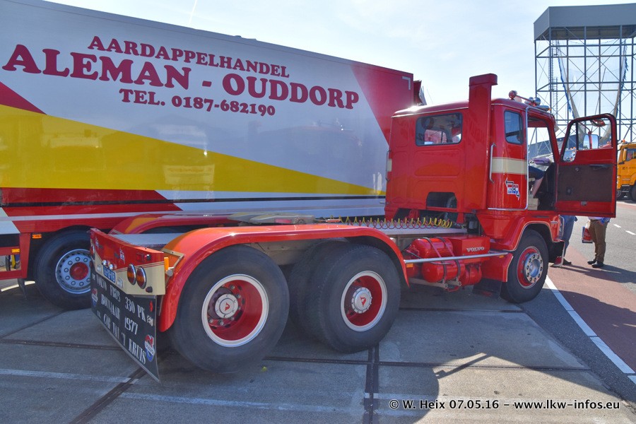 Truckshow-Flakkee-Stellendam-20160507-00399.jpg